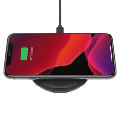 Belkin BOOST CHARGE 10 W Wireless Charging Pad + QC 3.0 Wall Charger + Cable, Black