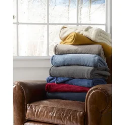 Wicked Plush Throw, Antique White, Extra Large (0SAG301000)<L.L.Bean